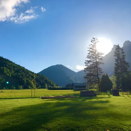 Mair דירה שארניץ