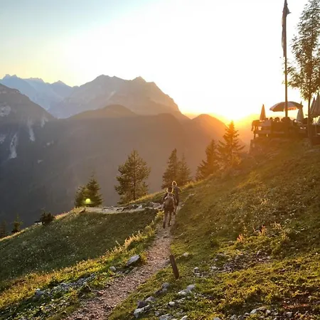 Mair דירה שארניץ